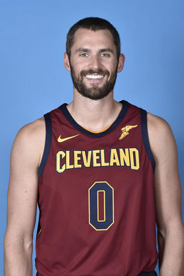 体育马德里羽毛球大师赛：中国队斩获两冠